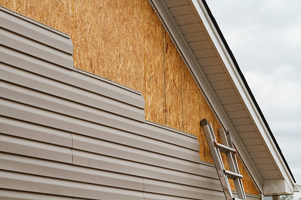24/7 Emergency Vinyl Siding experts in Croton, OH
